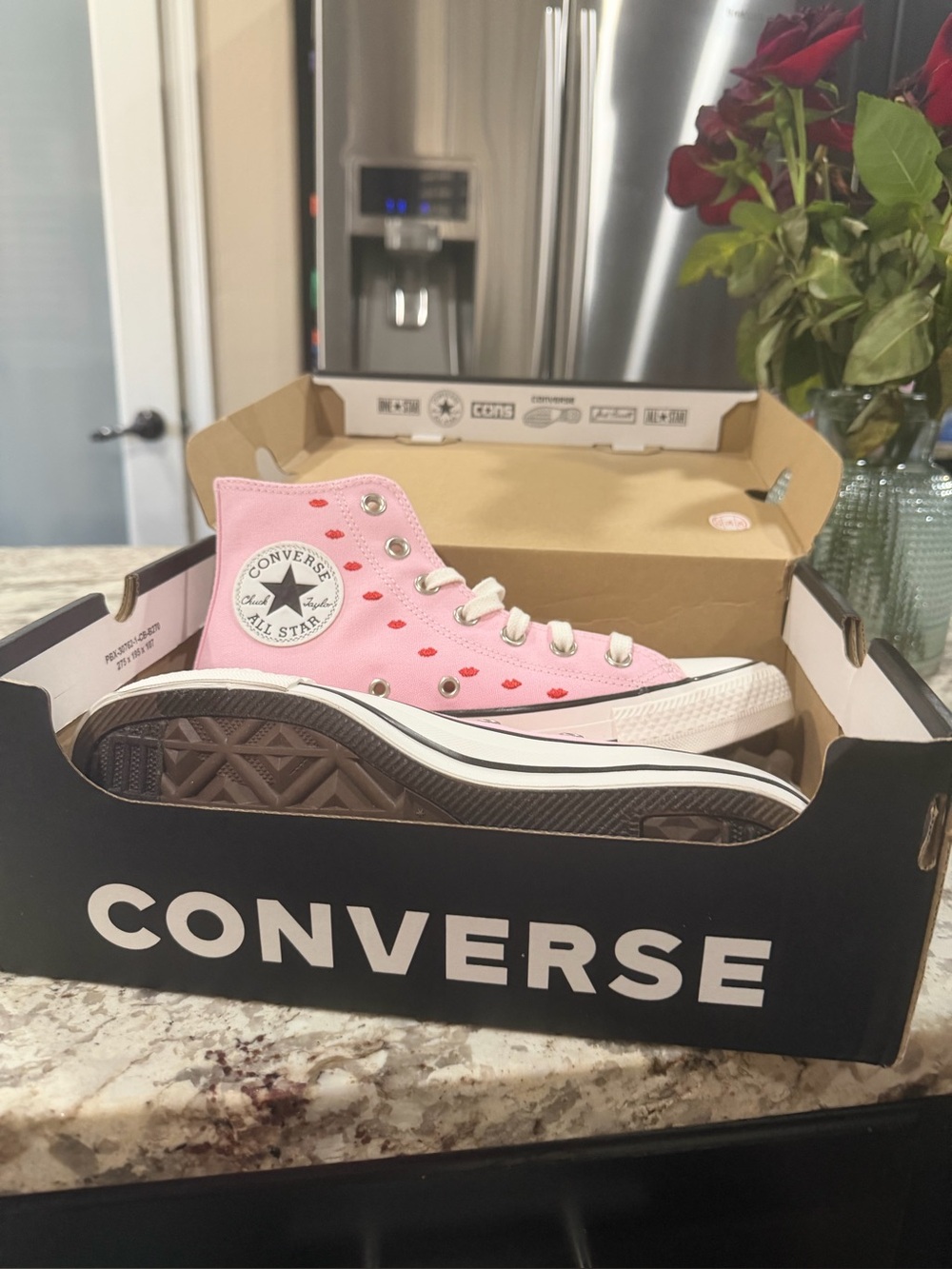 brand new Converse valentine kisses Pink High-Top All Star Sneakers